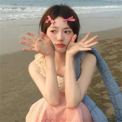 群莺乱飞